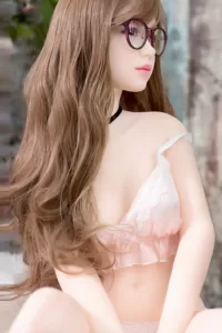 Niedliche Mini japanische kleine Titten billige Sexpuppe