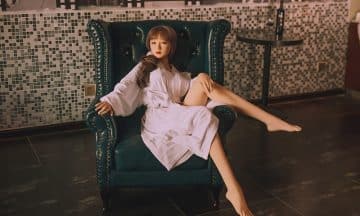 À propos des poupées d'amour et du nouveau virus corona