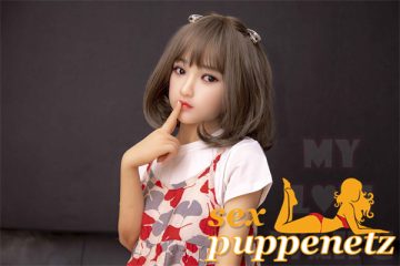 Haben Sie sich jemals mit einer Silikon-Sexpuppe verabredet?